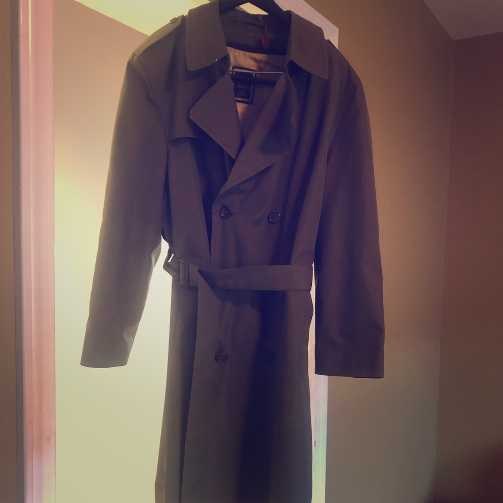 Brand NEW CHRISTIAN DIOR trench coat